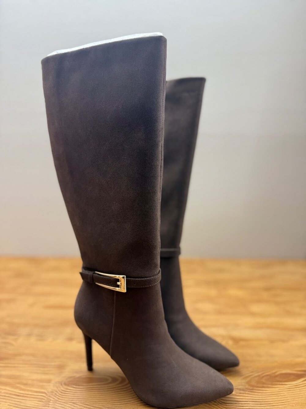BCBGeneration Abbin Tall Heeled Boot Size 7 - 1108